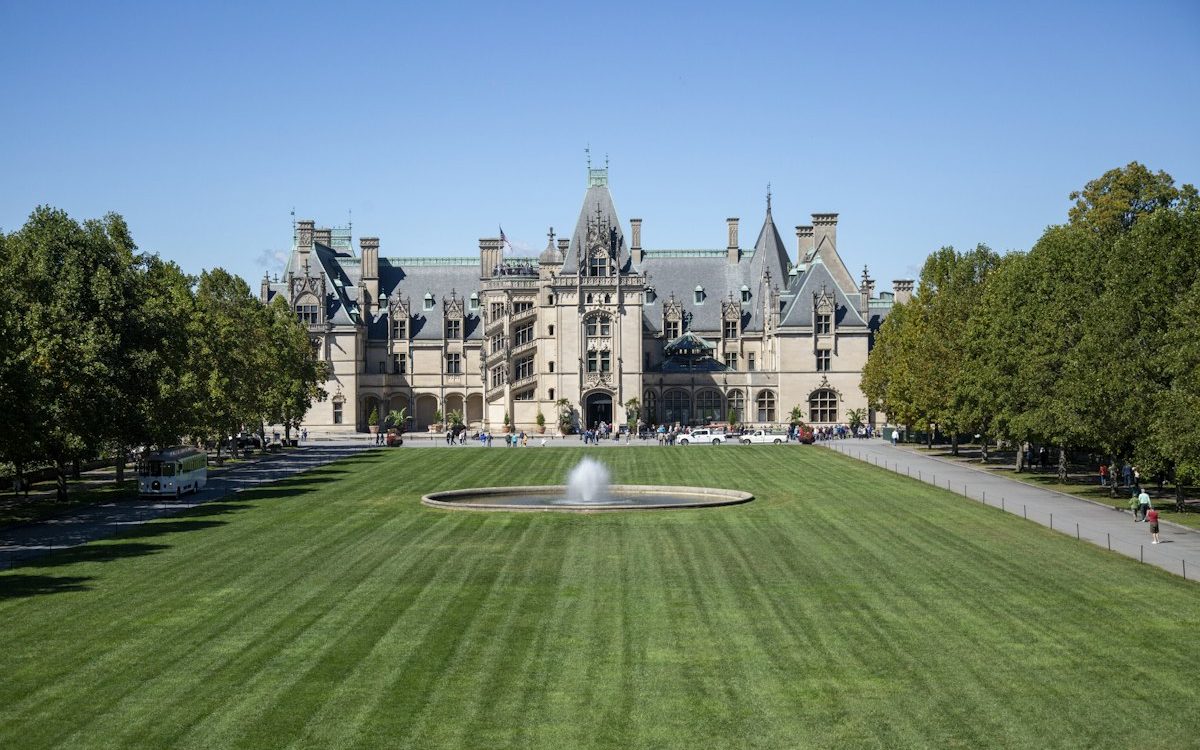 8 Must See Destinations in Asheville, NC