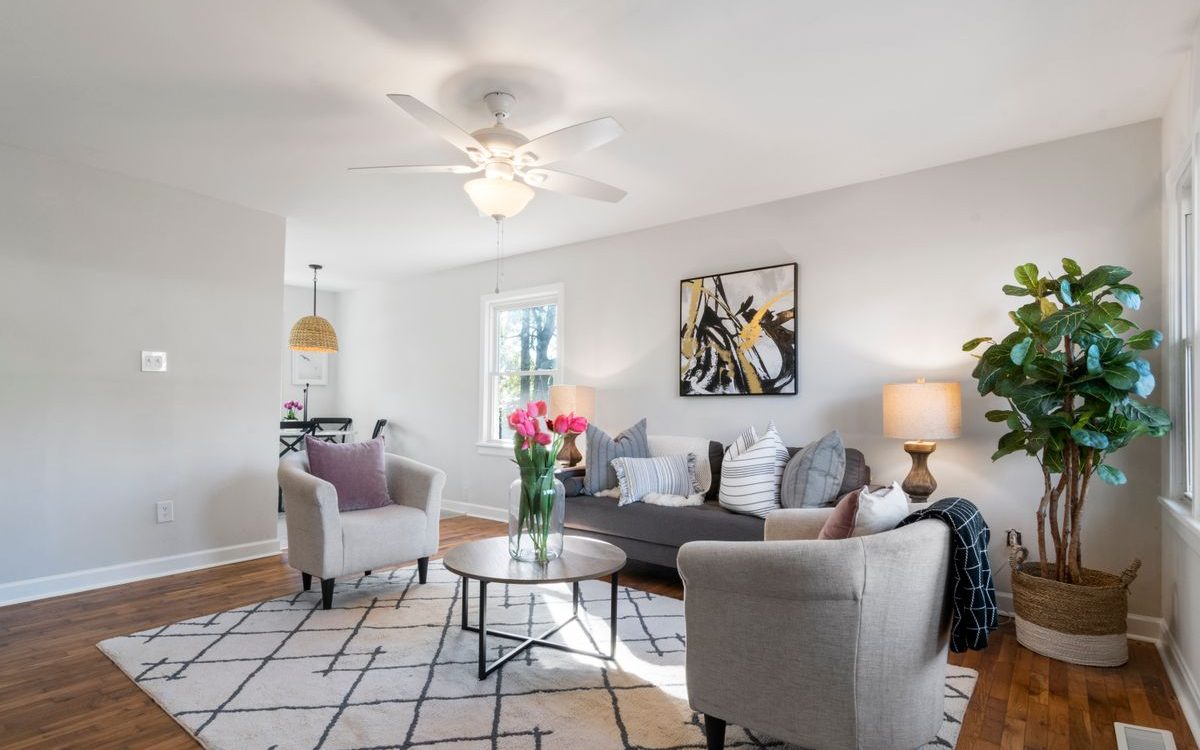 How to Stage Your Home to Sell